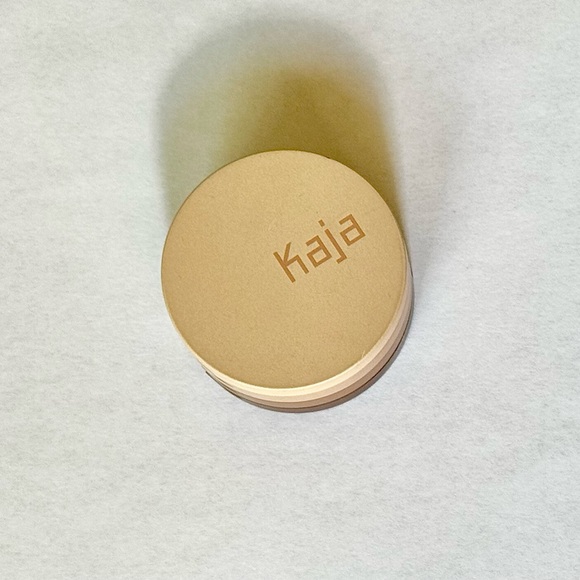 Kaja Beauty Bento Eyeshadow Trio – Forest Night | Gold Bronze Green Shimmer - Picture 5 of 6